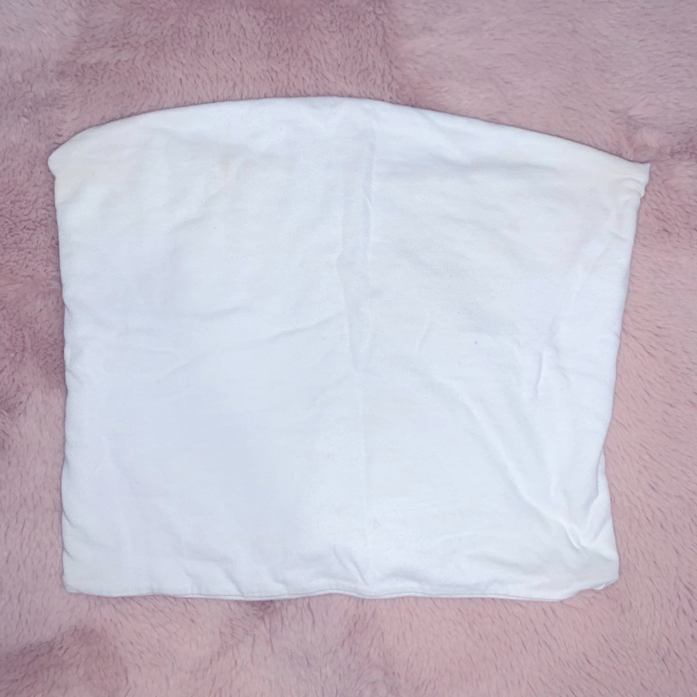 White crop top